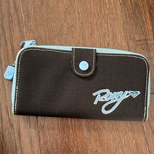 90s vintage Roxy wallet